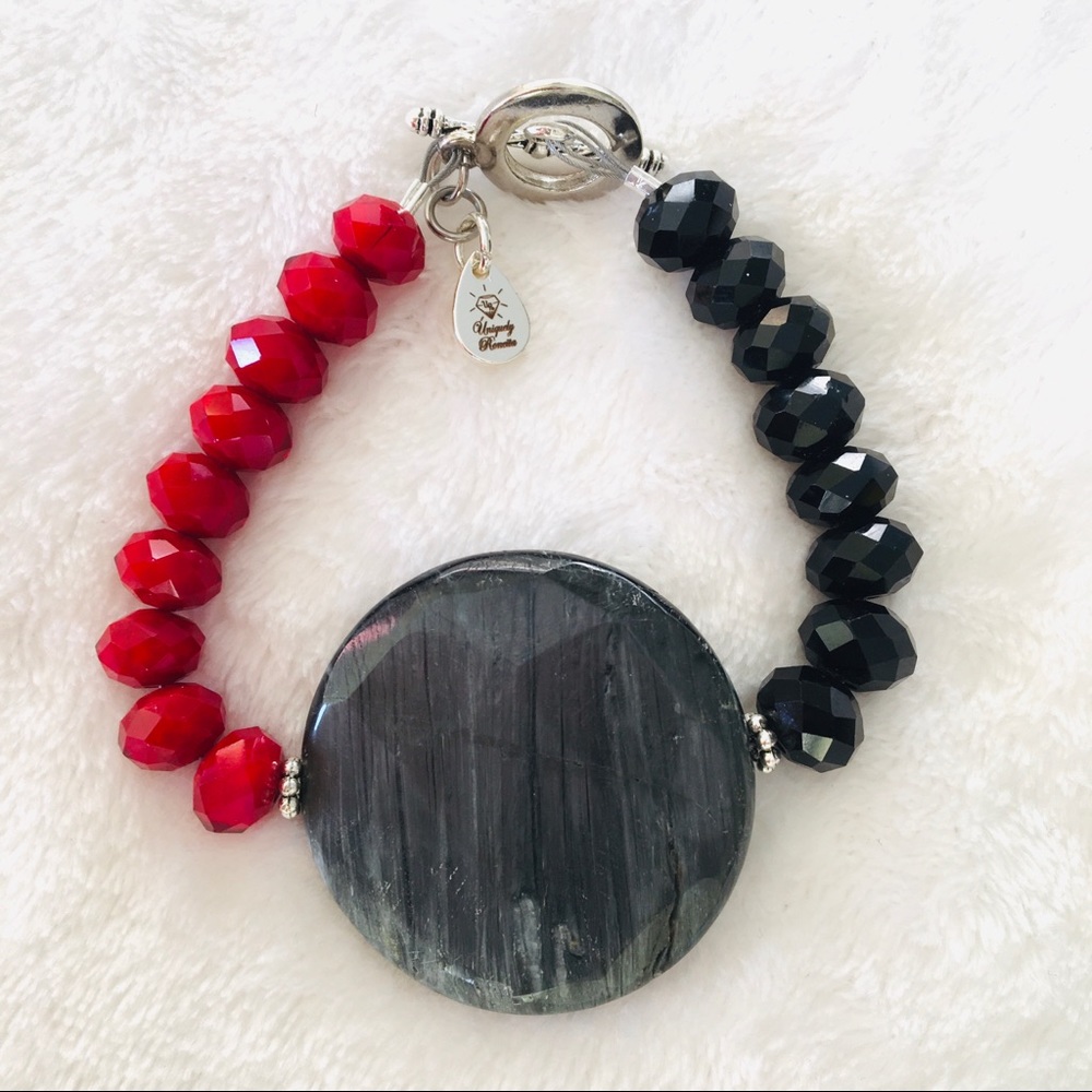 Bracelet with Silver Toggle - Picture 2 of 3